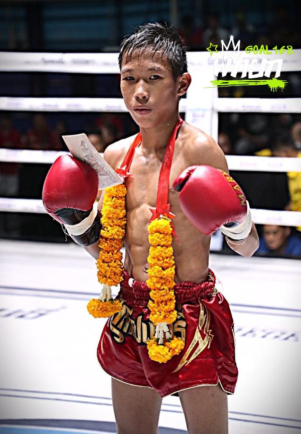 เพชรมนตรี